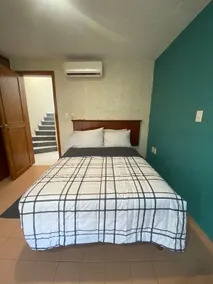 SOHOC1- 2 blocks from the beach-heated Jacuzzi - Image 4