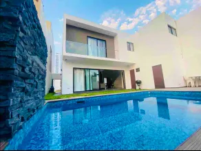 Elegant and Modern with Pool for 10 people - Image 2