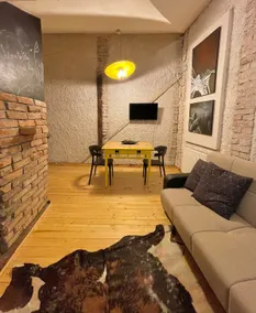 Red Central Studio in Cluj - Image 3