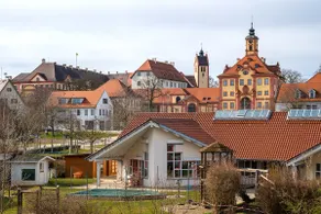 Spacious apartment with castle view - Image 5