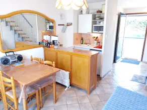 Cozy Duplex 100 m from the Beach - Image 2