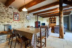 Holiday home with private terrace - Image 4