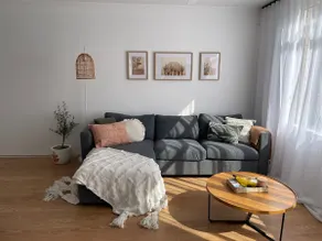 Glebe 1BR Gem | Walk to Broadway + Wi-Fi & Parking - Image 2
