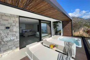 Mystique Luxury Suite - Image 2