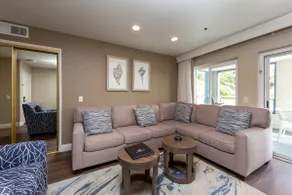 Two Bedroom Condo Steps Away from Doheny Beach - Image 4