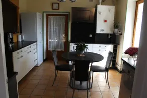Large house in a wine village - Image 4
