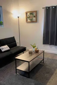 Newly remodeled 5 bedroom home in town, sleep 10. - Image 4