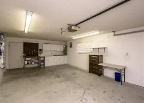 Private Resort style pool home 3 beds 3 baths - Image 4
