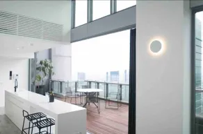 Modern Chic 1BR Penthouse connected to mall - Image 5