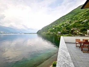 Sunset 1: Lake View COMO Beach Terrace A/C - Image 4
