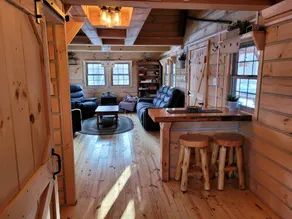 River Cabin Retreat - Image 3