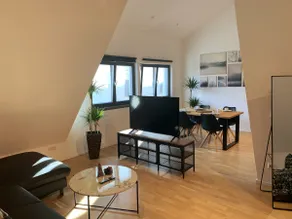 Stylish/cool 2-level loft in the city center - Image 2