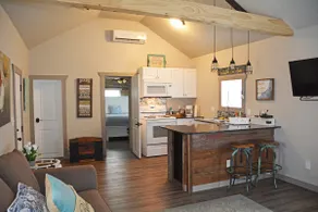 Antelope Valley Cabin - Image 2