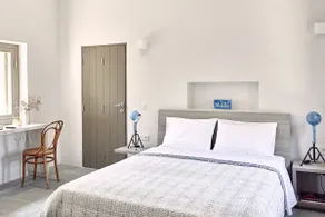 Nikolaou Art Residence, 1-room garden-view studio - Image 4
