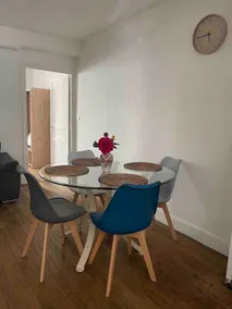 Saint Florentin Apartment - Image 3