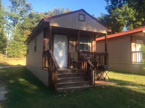Angler's Hideaway Cabins on Lake Texoma Cabin 3 - Image 2