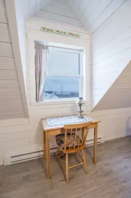 Annie's Place by the Inn! - Image 5