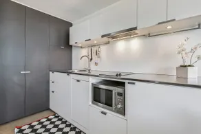 Bright 1 Bedroom unit in the heart of Manly - Image 4