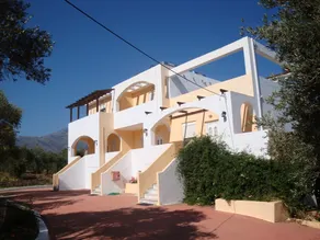 Calamon Apartments - Image 2