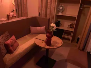 Cozy 2-person guest suite - Image 3
