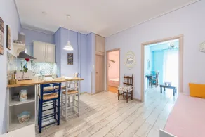 Stylish apartment in Acropolis - Image 2