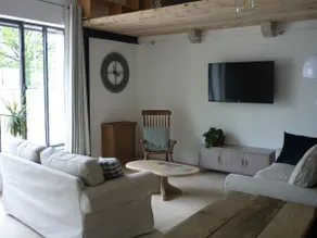 Atelier n°2 for 6/7 with shared pool and sauna. - Image 3