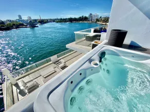 Luxury Riviera, 2 jacuzzi, solar panel, pool - Image 5
