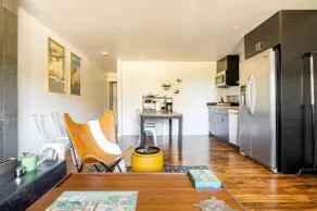 Montlake Private Suite - Image 3