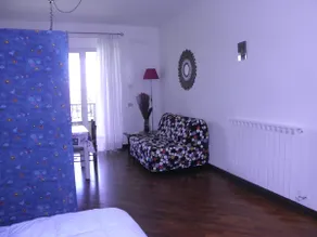 Nice studio apartment with terrace. - Image 4