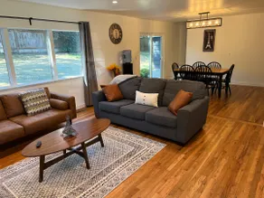 Cozy apartment in a lovely and quiet neighborhood - Image 3