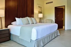 Playa Royale 2507, 2 bedroom 2 Bath Condo FREE WIFI - Image 5