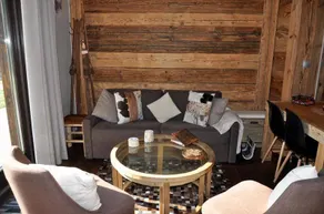 Detached apartment in chalet - Image 3