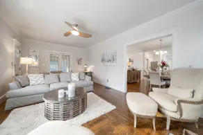 ElWoods Bungalow - Image 3