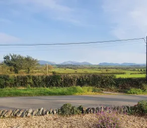 Ynys Mon - Central Anglesey - Spectacular Views - Image 5