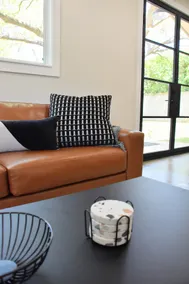 peaceful + modern escape - Image 2