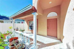 Relaxing Retreat w/Private Pool, Patio, Queen Beds - Image 3