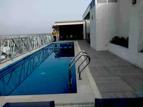 Modern Pool Gym Limit San Isidro and Miraflores - Image 2