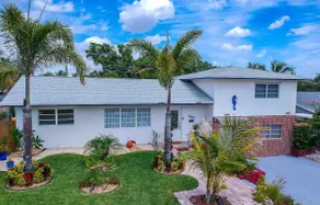 Heated Pool, Sleeps 12 - Image 2