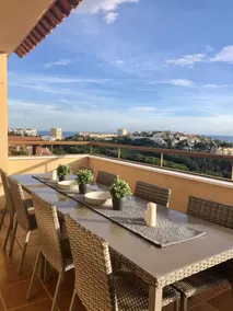 Luxurious duplex penthouse with golf and sea views - Image 4