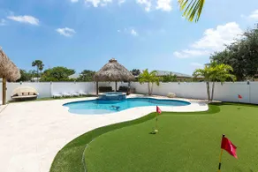 Paradise 5 bedrooms, pool, hot tub, putting green - Image 3