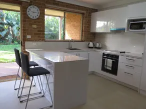 Spacious 3 bedroom beach apartment. - Image 4