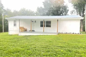 Country Hideaway- Cozy 4 BR- Fully Renovated! - Image 2