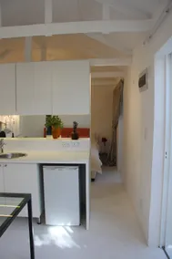Wowhaus - Courtyard Apartment - Image 2