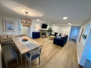 Charming Westbrook Cottage, Steps to Private Beach - Image 2
