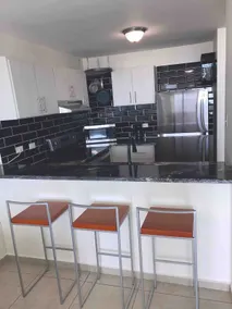 Ocean Front, 2 Schlafzimmer, 2 Badezimmer, Schöne Ferienwohnung mit spektakulärem Blick - Image 3
