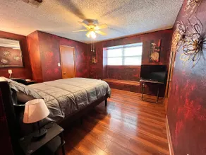 Entire Upstairs. Living Room, 2Bedrooms, more! - Image 4