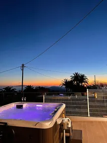 2 bedroom suite with a Jacuzzi, terrace and views. - Image 5