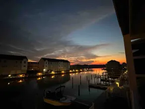Waterfront Bethany Marina Escape - Image 2