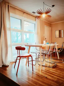 Bright Open Plan Mid Century Modern Ranch Vaulted! - Image 4