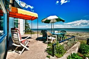 Chalet Domaine, on the banks of the Île d'Orléans river - Image 5